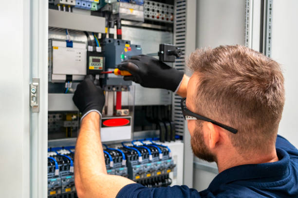 Best Licensed Electrician  in Talahi Island, GA